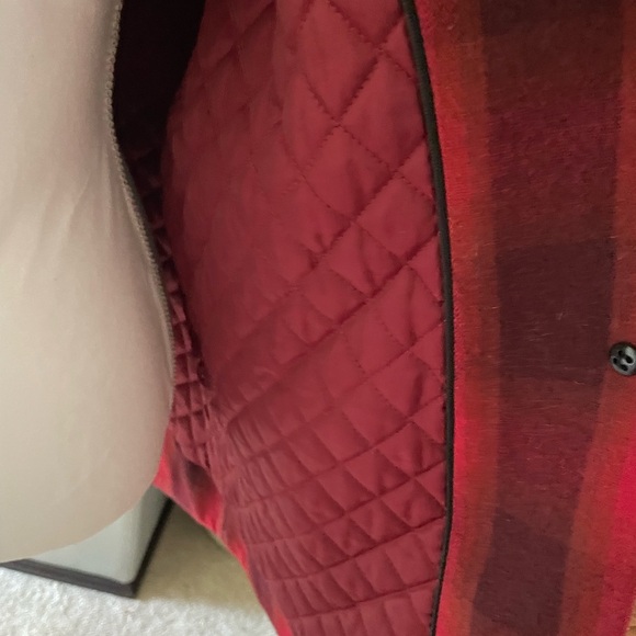 Pendleton Red and Black Woolen Jacket - Picture 6 of 12